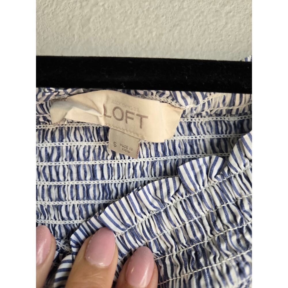 LOFT‎ Boho Embroidered Smocked Off The Shoulder Pinstripe Peasant Top S - Picture 4 of 9